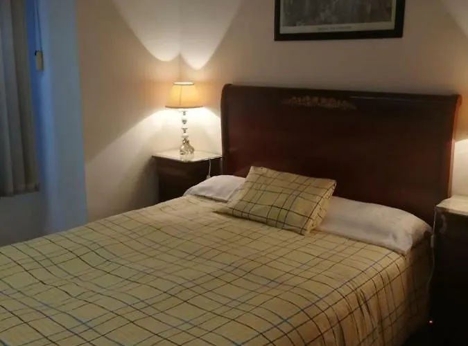 Patio De La Fuenseca *